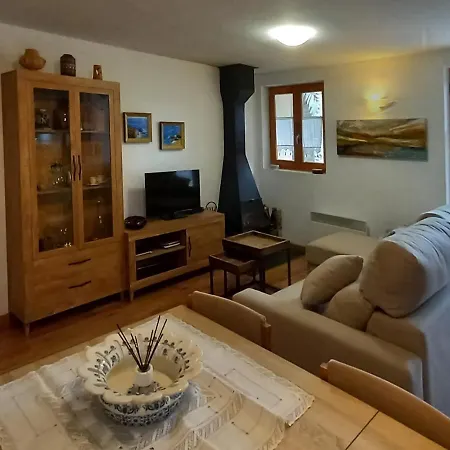 Apartamento Err * Err